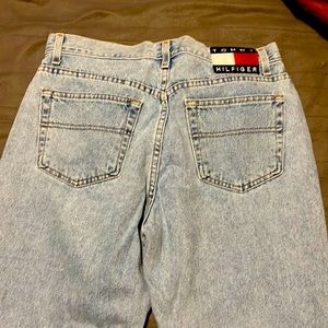 Light blue women’s Tommy Hilfiger jeans size 14 women’s vintage Tommy Hilfiger